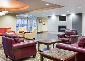 Comfort Suites Minot South 3