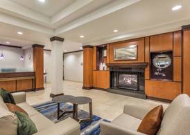 Fairfield Inn and Suites by Marriott Madison East 3