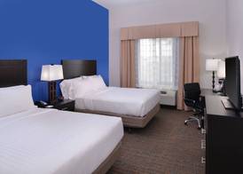 Holiday Inn Express & Suites BAKERSFIELD AIRPORT by IHG 3