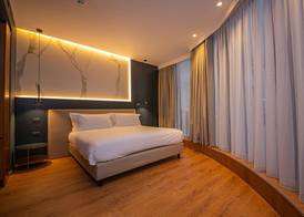 Black Diamond Hotel 5