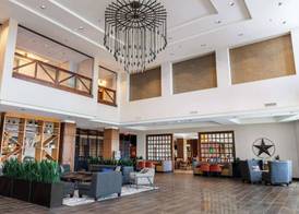 Drury Plaza Hotel Dallas Arlington 4