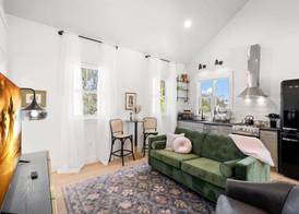 Casa Julieta Luxury Ybor-themed Studio 3
