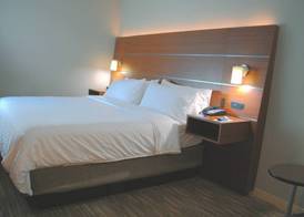 Holiday Inn Express & Suites COLUMBIA CITY by IHG 2