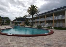 Rodeway Inn Holiday FL 3