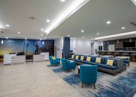 La Quinta Inn & Suites by Wyndham Round Rock near Kalahari 5