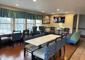 Super 8 by Wyndham San Antonio/Fiesta 2