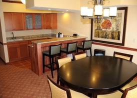 Slopeside Hotel, A Vail Resorts Property 3