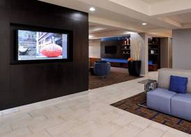 Country Inn & Suites by Radisson, Brown Deer - Milwaukee North 2
