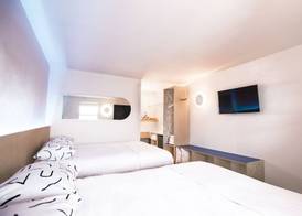 The Iris Motel 5