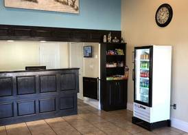 Super 8 by Wyndham Gulfport Airport NW/Near Biloxi 3