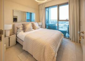 Maison Privee - Elegant Urban Stay Just Steps from Burj Khalifa 3