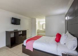 OYO Hotel Baton Rouge - Mead Rd Louisiana 3