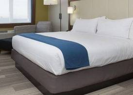 Holiday Inn Express & Suites PLATTEVILLE by IHG 3