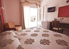 Sun Beach Hotel 5
