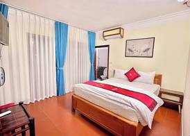 Chez Loan Hotel 2