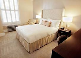 Cardinal Hotel 5