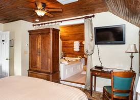 Burke Manor Inn & Pavilion 4