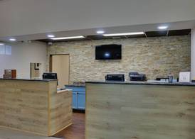 Country Inn & Suites by Radisson, Savannah Gateway, GA 4