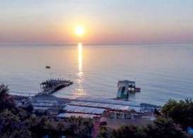 Ring Beach Hotel 2