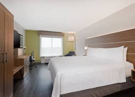 Holiday Inn Express & Suites LARGO-CLEARWATER by IHG 3