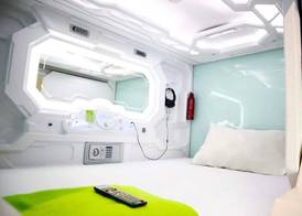 Whiz Capsule Hotel Thamrin Jakarta 4