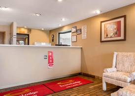 Econo Lodge Holland - Toledo 3