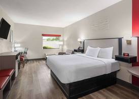 Ramada by Wyndham Locust Grove 4