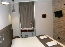 Hotel Sur Le Quai 4