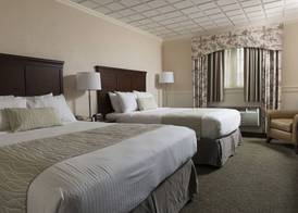 Bird-in-Hand Family Inn 4