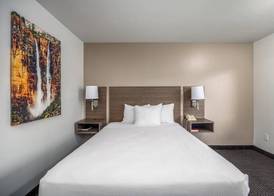 St. George Inn and Suites 4