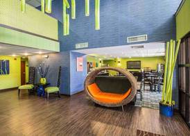 Comfort Inn & Suites Lantana - West Palm Beach South 4