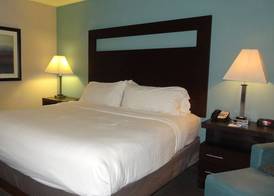 Holiday Inn Express KANSAS CITY - BONNER SPRINGS by IHG 5