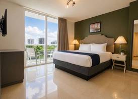 Habitat Brickell 3