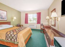 Super 8 by Wyndham Platte City Kansas City Area 3
