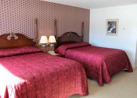 Sara Placid Inn & Suites 5