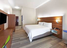 Holiday Inn Express & Suites ORANGE by IHG 2
