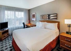 TownePlace Suites by Marriott Detroit Livonia 5