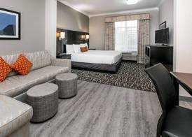 Wingate by Wyndham Dallas Love Field 3