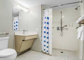 MainStay Suites 5