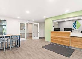 WoodSpring Suites Denver Commerce City 3
