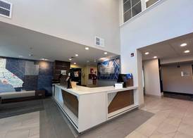 Holiday Inn Express & Suites BERKELEY by IHG 3