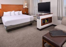 Hyatt Place Garden City 5