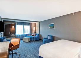 Courtyard by Marriott Long Island Islip/Courthouse Complex 4