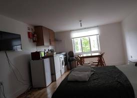 London Queens Apartments 2