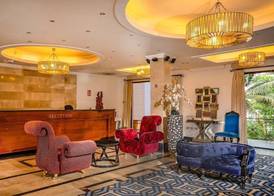 The Country Lodge Hotel 5