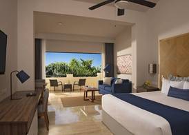 Dreams Sapphire Resort & Spa 3