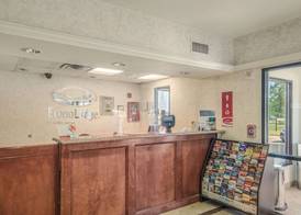 Econo Lodge Weatherford 4