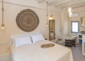 Ampelos Suites 4