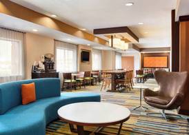 Fairfield Inn & Suites by Marriott Toledo Maumee 2