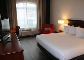 Country Inn & Suites by Radisson, Wilson, NC 3